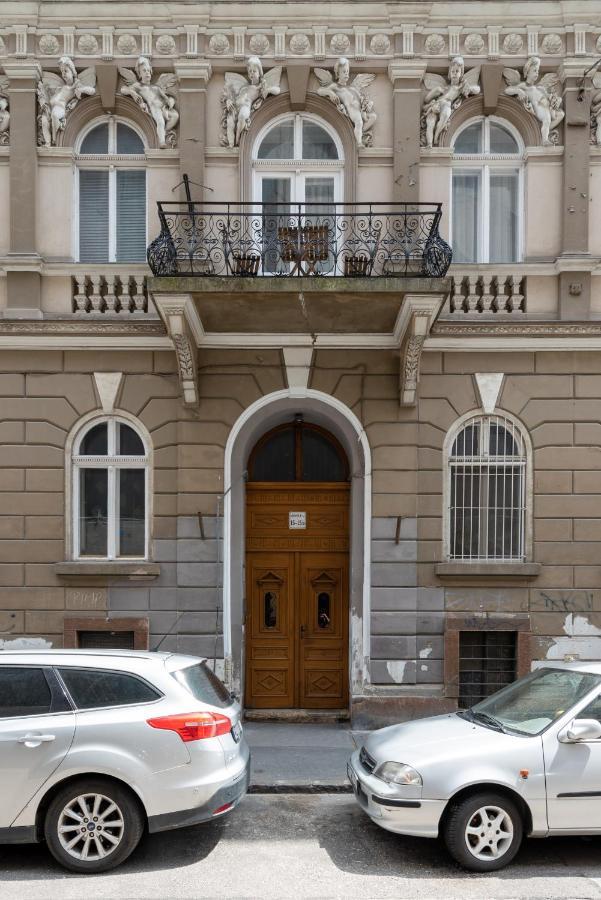 Budapest Central Vintage Apartment ภายนอก รูปภาพ