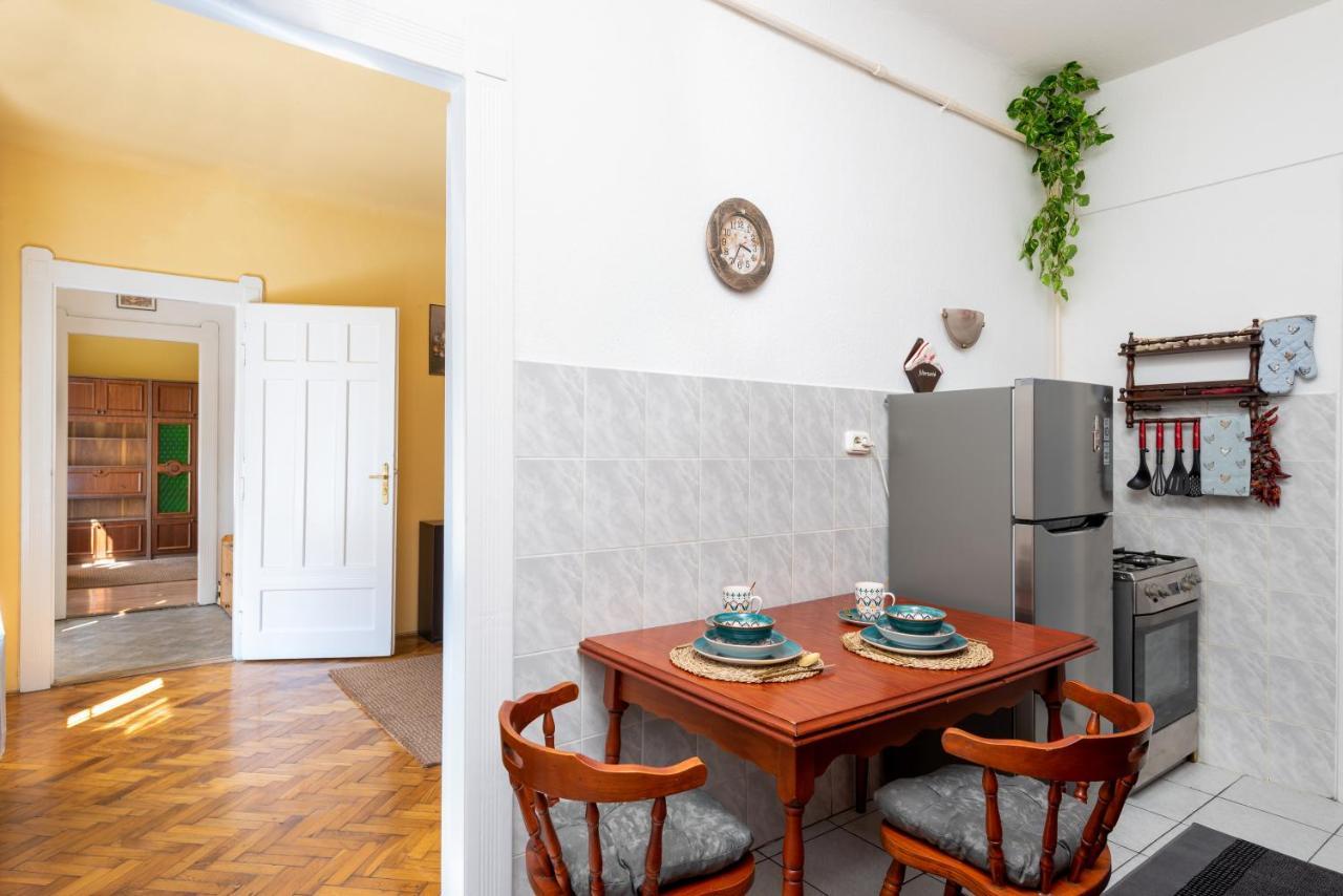 Budapest Central Vintage Apartment ภายนอก รูปภาพ