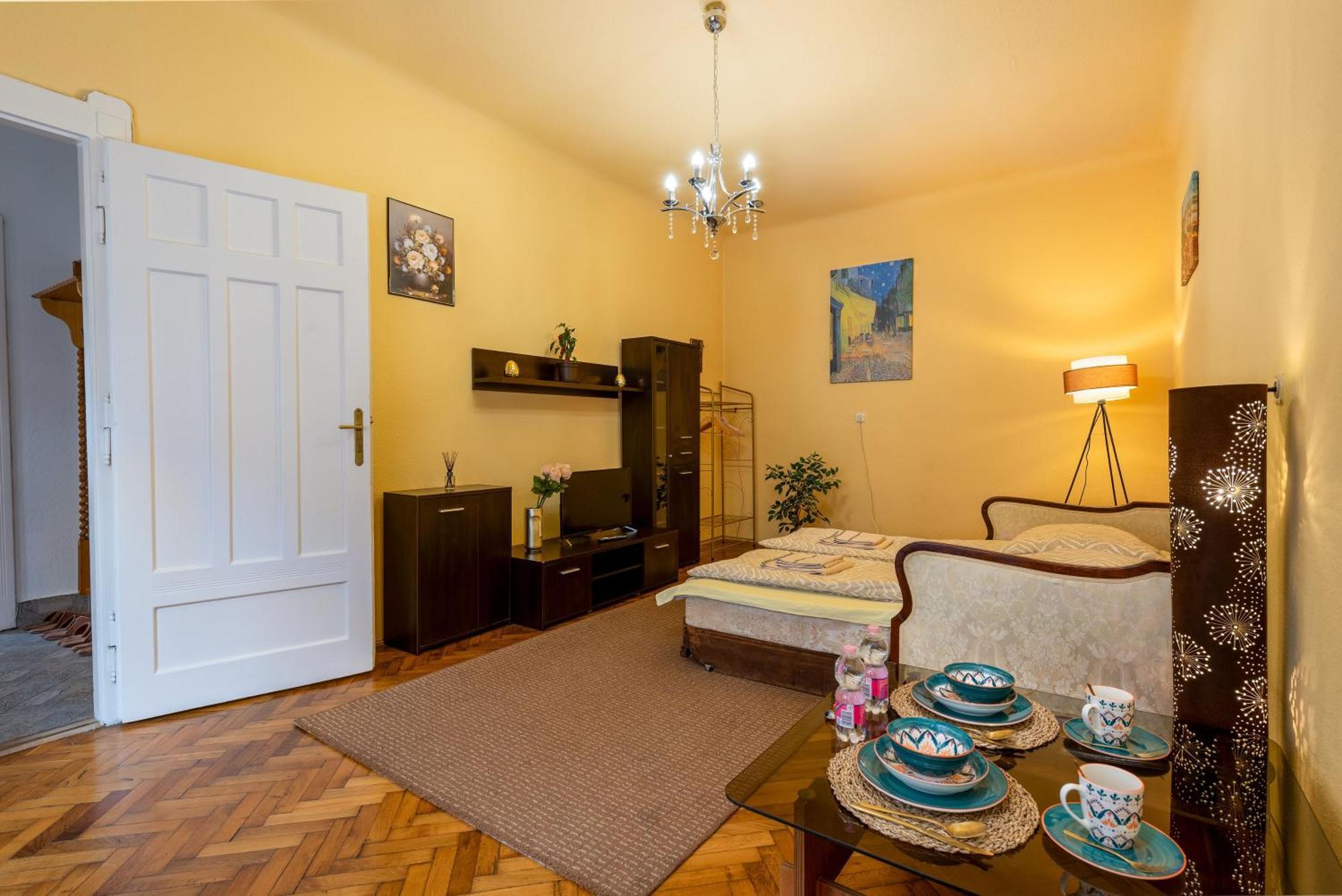 Budapest Central Vintage Apartment ภายนอก รูปภาพ